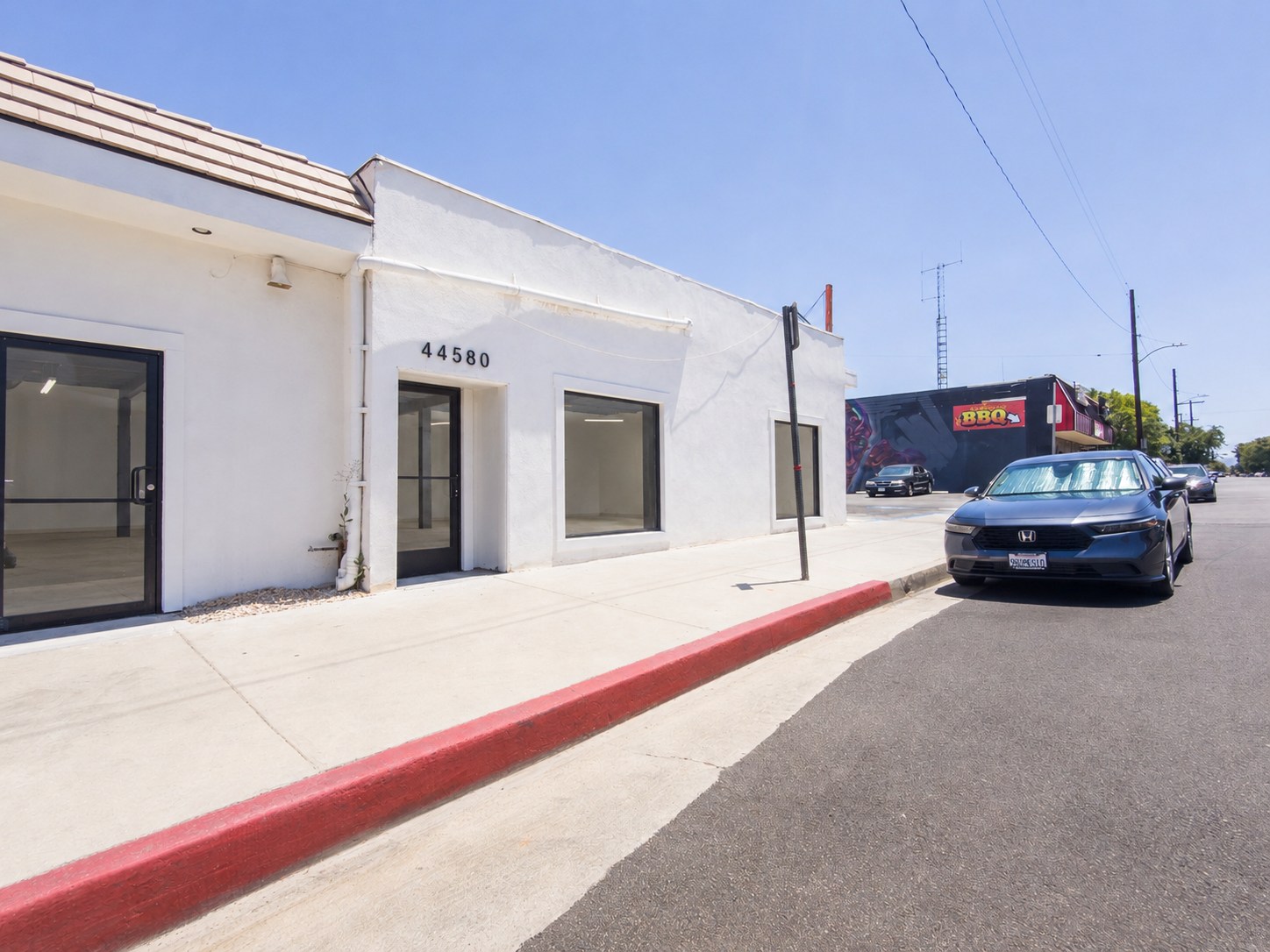Elm Street storefront and entrance of 44850 Elm Street